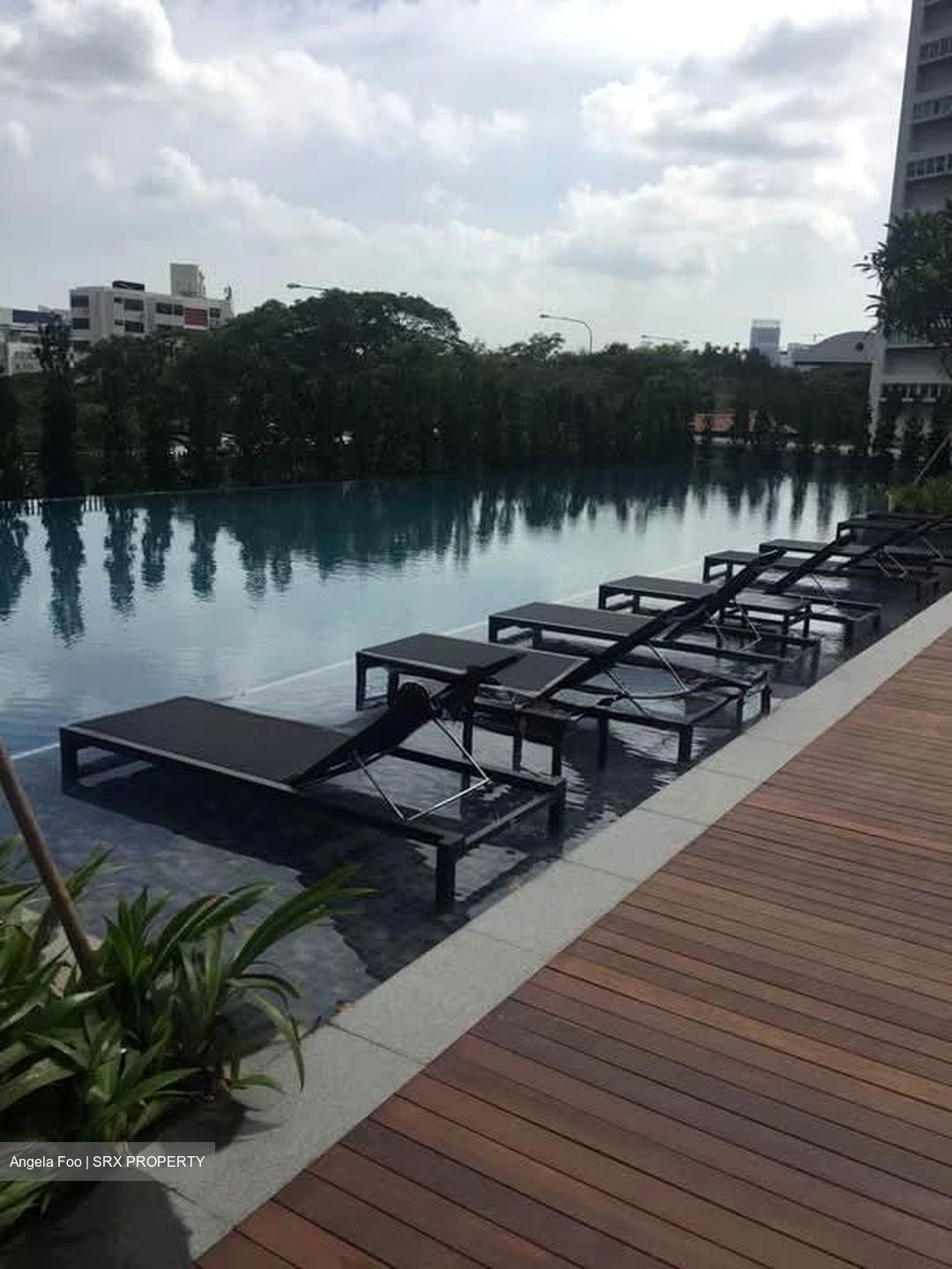 6 Derbyshire (D11), Condominium #575833561